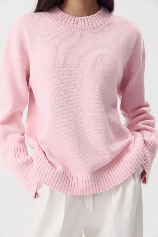 Solid Color Casual Long Sleeve Sweater in Cotton with Knitted Craft and Pullover Design
