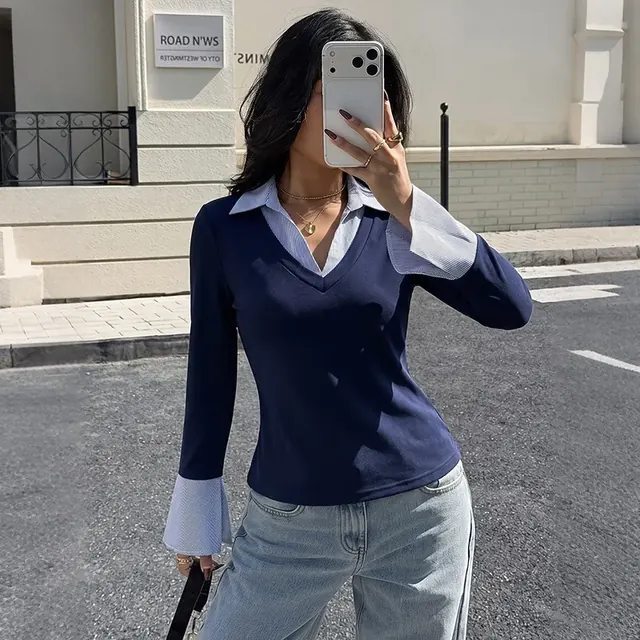 Color Block Casual Knit Long Sleeve T-shirt for Women Featuring Splicing Craft with Pullover Design