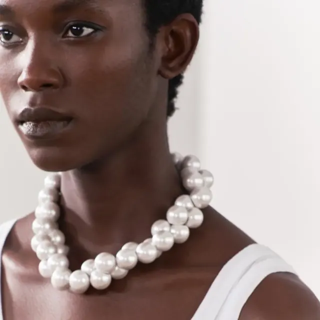 Exaggerated Geometric Necklace for Women Featuring Imitation Pearl, Perfect for Wedding, 1 Piece