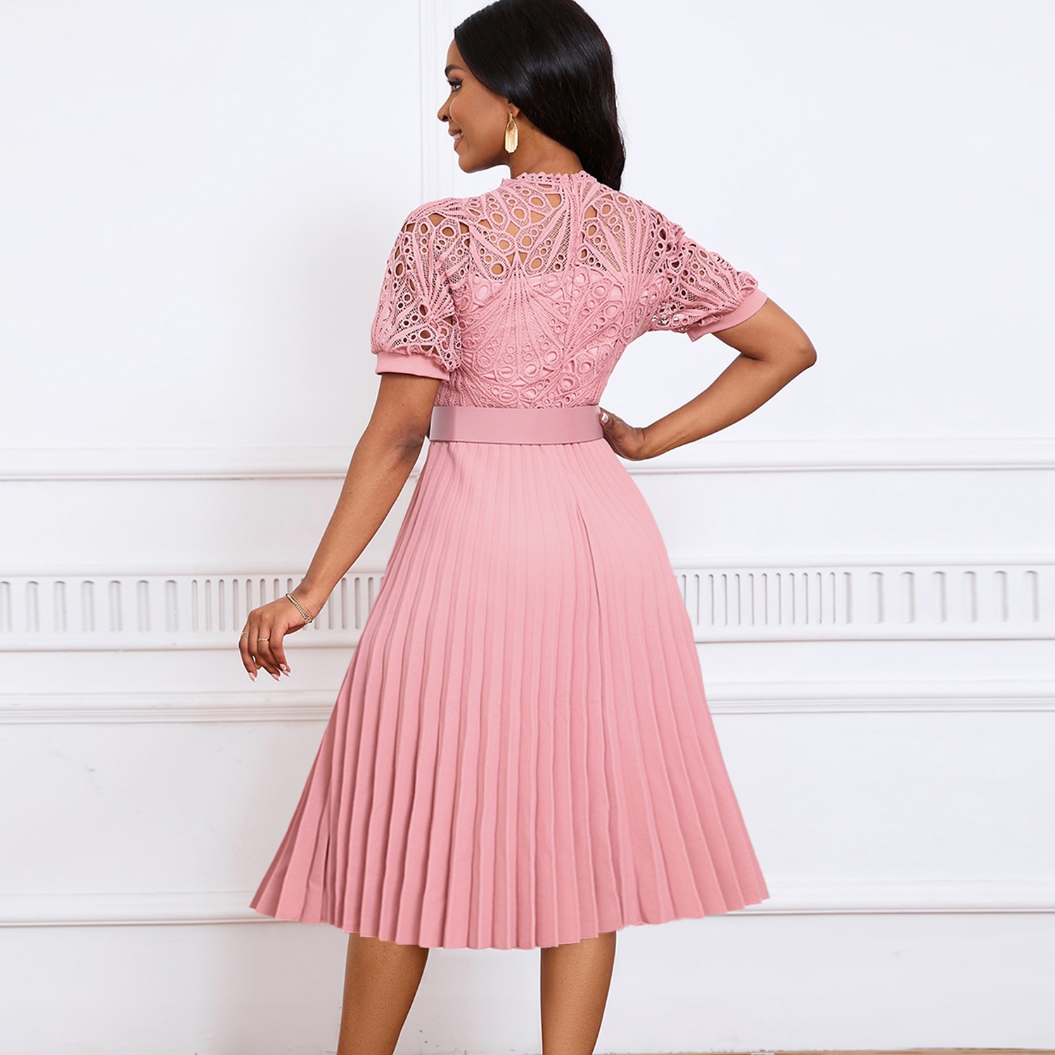 Elegant Solid Color Party Dress With Short Sleeve And Round Neck