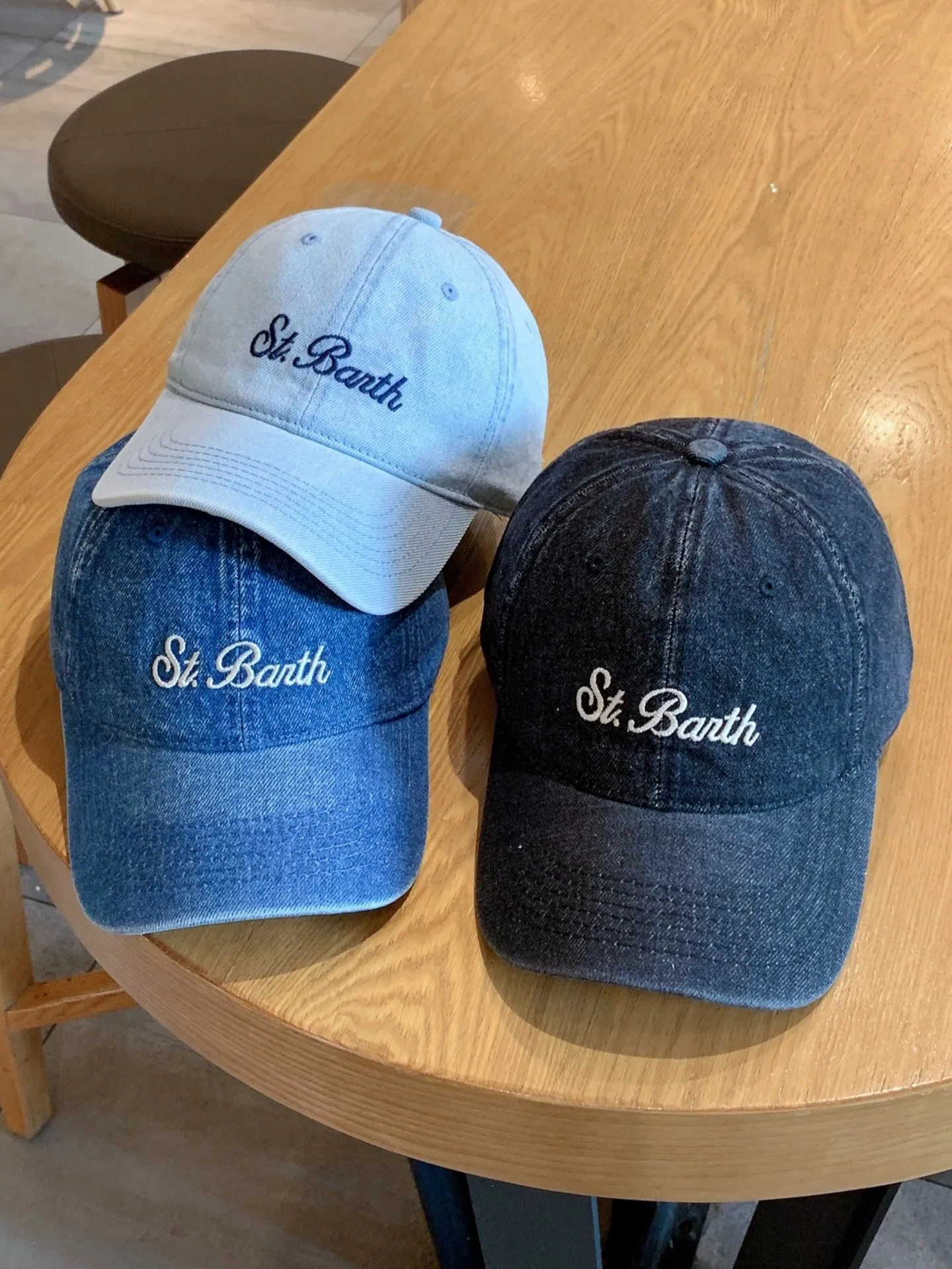 Unisex Cowboy Style Baseball Cap with Curved Brim, Denim Material Featuring Embroidery and UV Protection