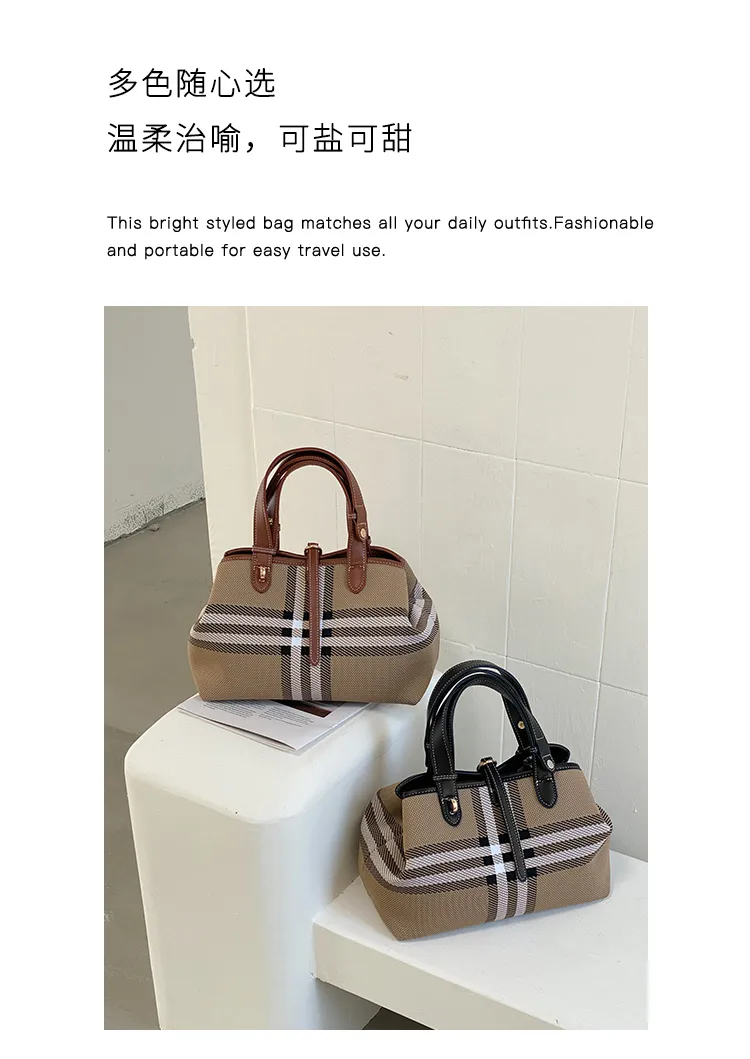 Adults' Square Shoulder Bag Made of Pu Leather, Ideal for Use in All Seasons