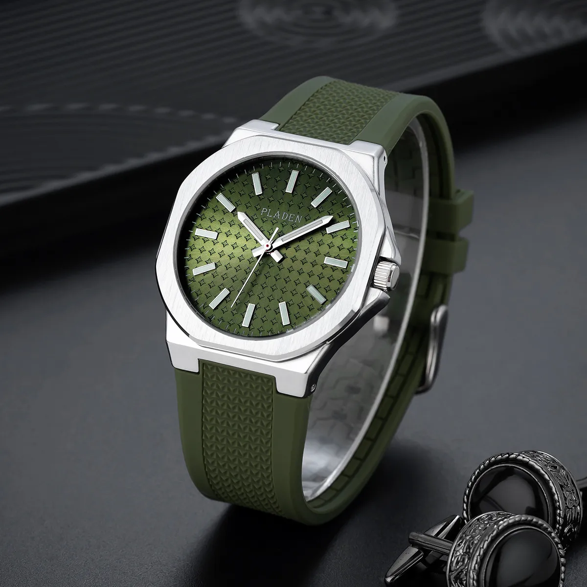 Men's Quartz Watch with Tempered Glass Mirror Featuring Pointer Display and Silica Gel Strap with Pin Buckle