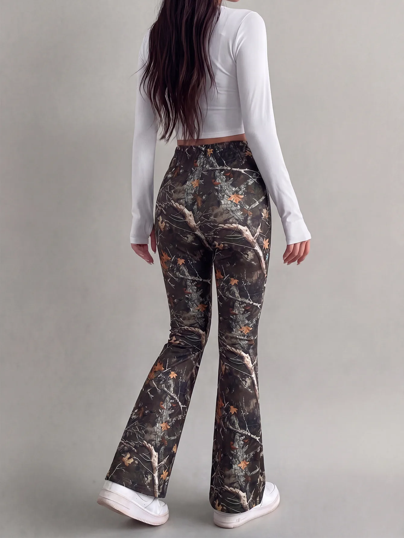 Solid Color Full Length Leggings for Yoga in Casual Style, Made with Polyester Fabric Featuring Patchwork Craft