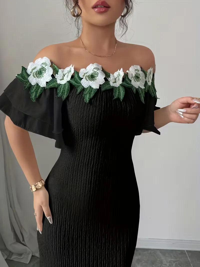 Sleeveless Party Dress with Boat Neck in Polyester Fabric, Perfect for Banquet and Vacation Occasions