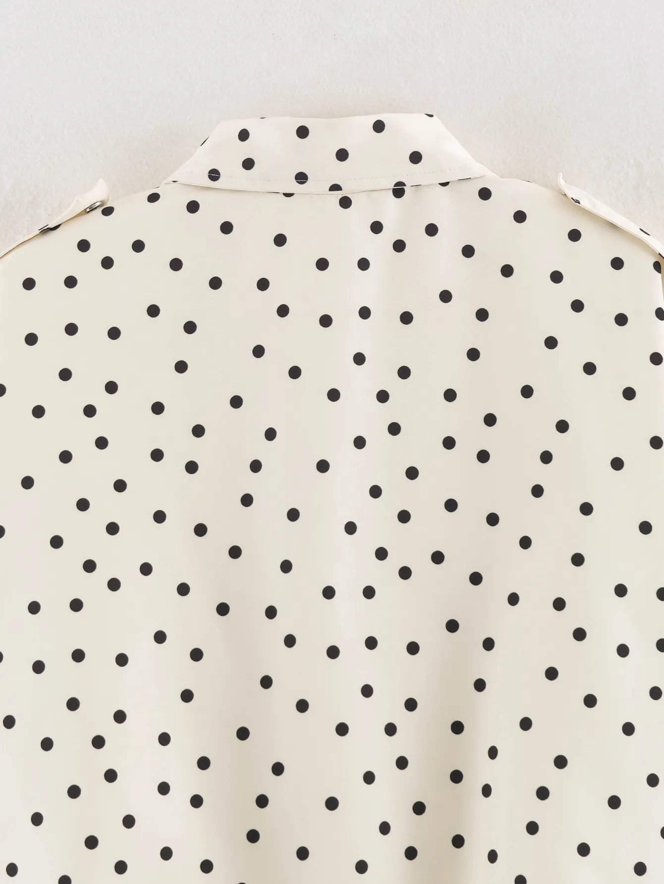 Streetwear Polka Dots Casual Jacket for Women with Zipper Placket in Polyester Fabric Featuring Lapel Collar