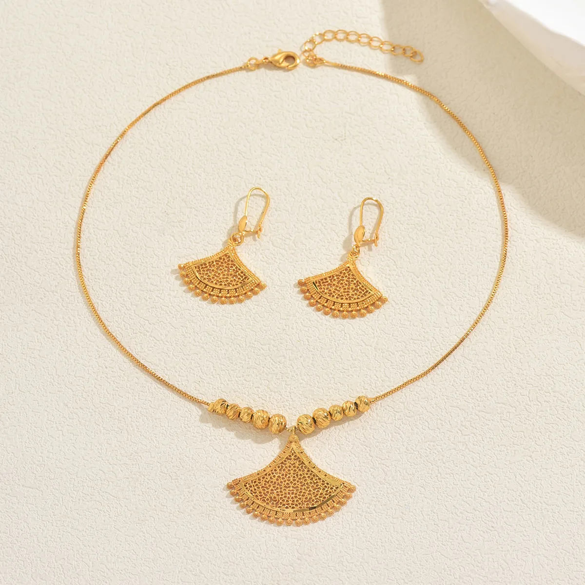 18K Gold Plated Copper Geometric Hollow Heart Flower Jewelry Set for Women