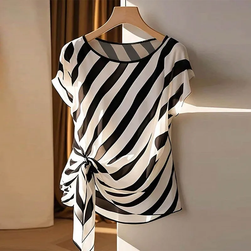 Women's Loose Short Sleeve Polyester Twill Round Neck Pullover Shirt