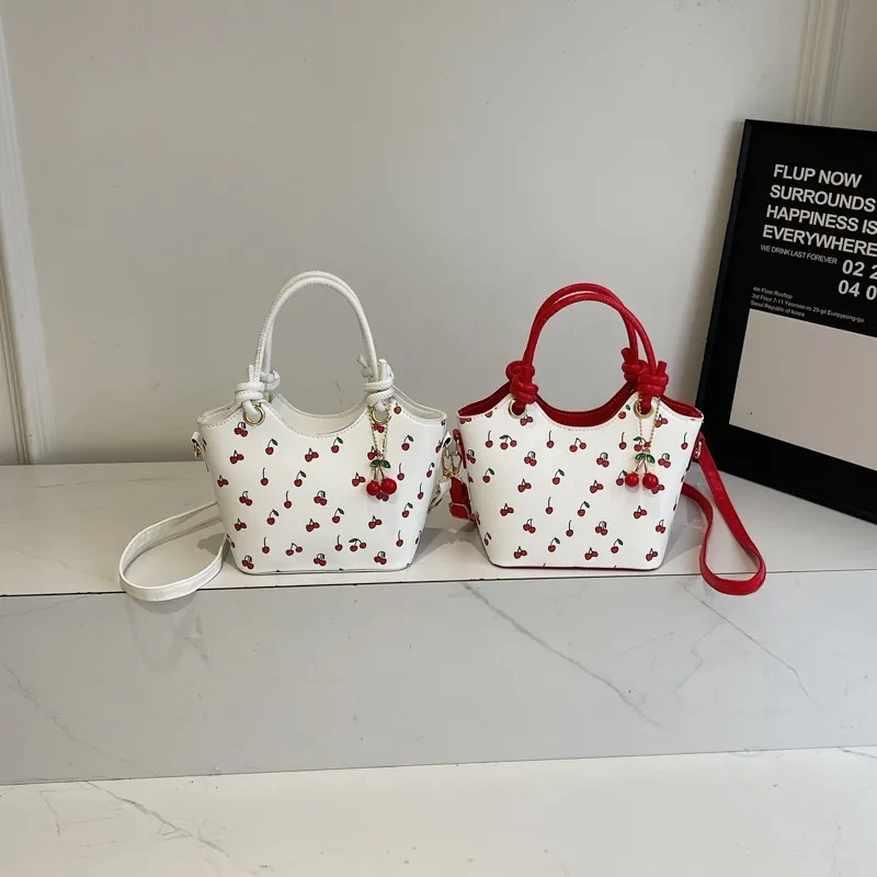 Women’s PU Leather Bucket Bag with Ornament Printing, Stylish Summer Shoulder Bag
