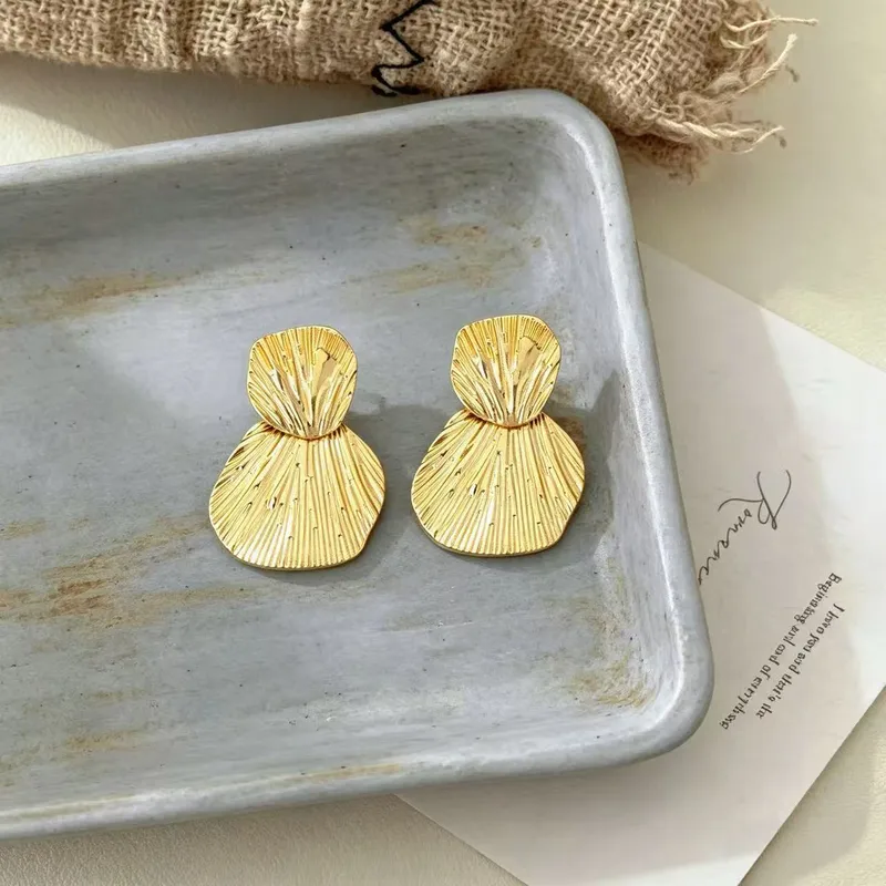 Handcrafted Geometric Stud Earrings for Women Featuring Simple Style in KC Golden Plated Alloy with 0.01µm Coating