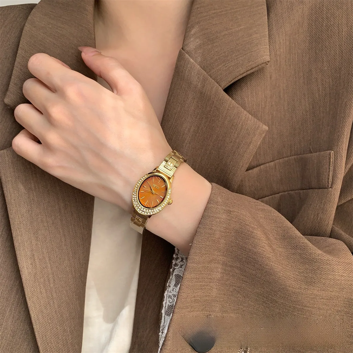 Oval Crescent Full-Diamond Steel Band Watch Women's Light Luxury Pointer Display Small-Dial Watch