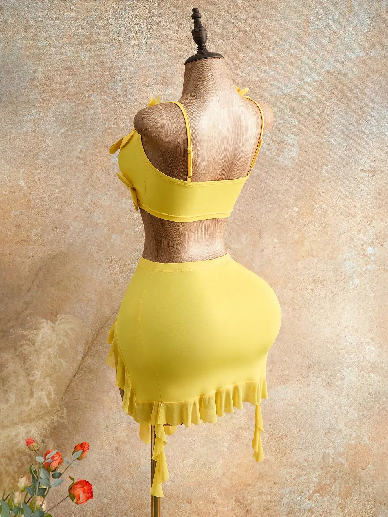 Elegant Solid Color Skirt Co-ord Set in Polyester Featuring Ruffles with Sleeveless Tube Bra, 2 Pieces Set