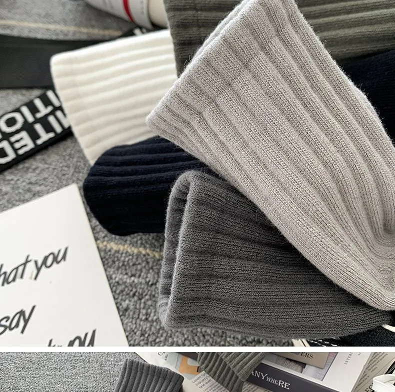 Zhuji socks men's winter men's stockings black and white autumn and winter stockings deodorant sweat-absorbent breathable sports fashionable socks