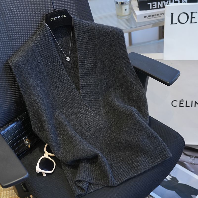 Inner Wear Turtleneck Sweater