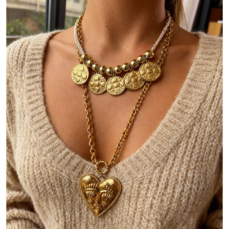 Casava Golden Heart Aura Necklace