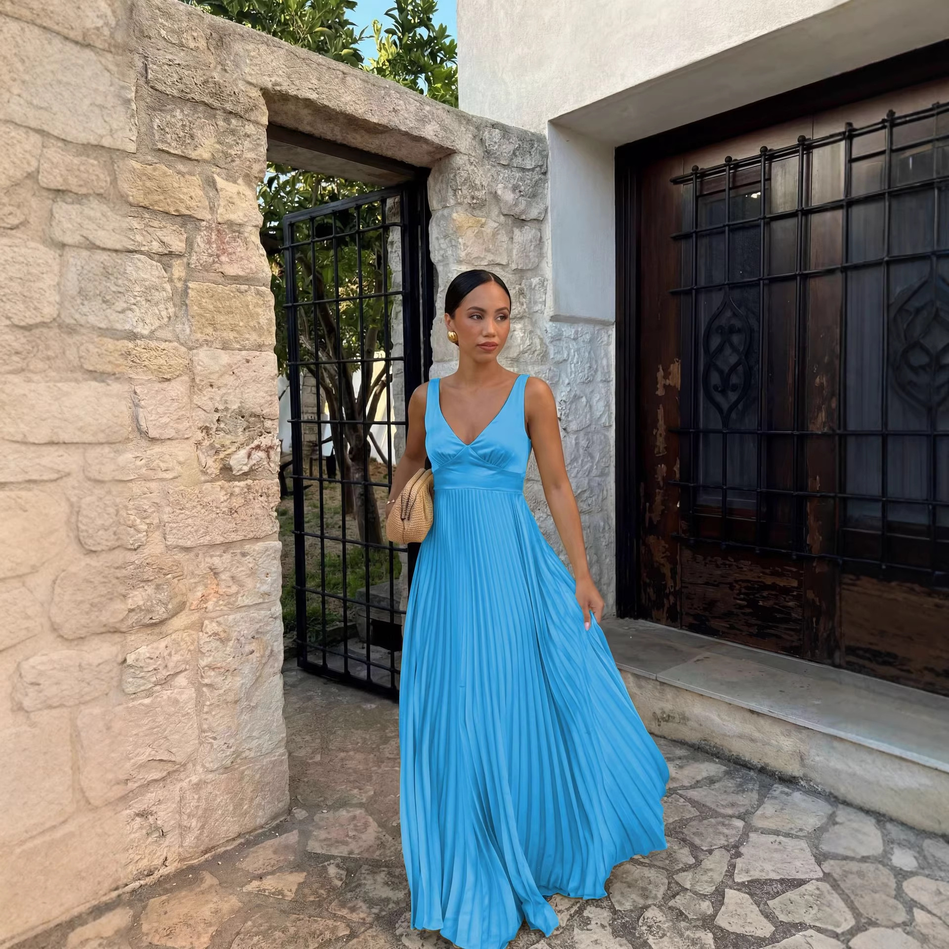 Solid Color Sleeveless V Neck Strap Dress In Polyester For Banquet, Maxi Long Dress