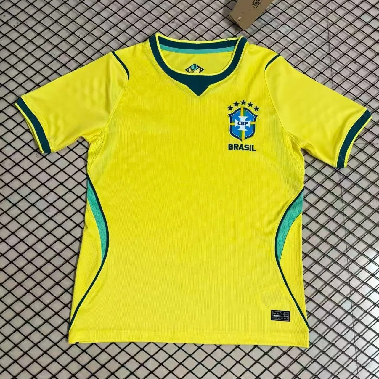 Unisex Sport Stripe Football Jersey in Polyester Fabric, Available in 4XL, Perfect for Running and Football World Cup