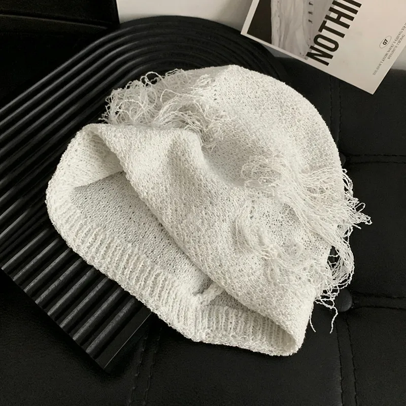 Solid Color Warm Women’s Brimless Beanie Hat in Cloth Material Featuring Braid Craft