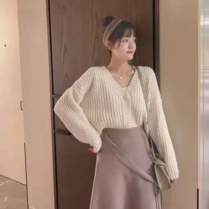 Vintage Style Solid Color Rayon Sweater with Long Sleeves, Knitted Craft, and Single Breasted Design