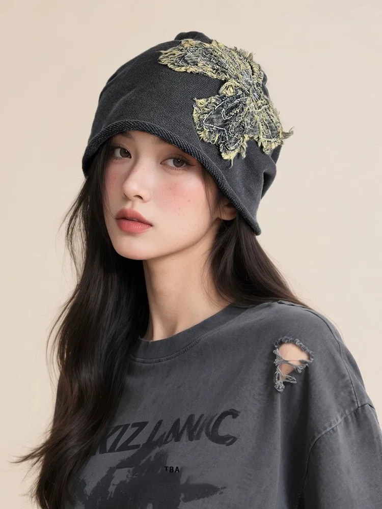 Retro Butterfly Breathable Brimless Beanie Hat for Women in Polyester with Appliques