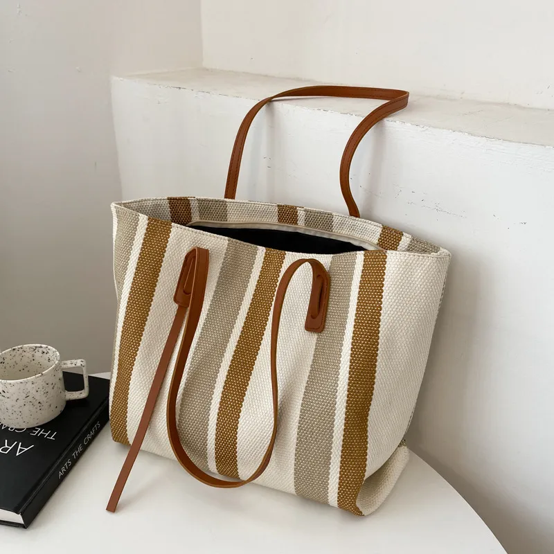 Large Stripe Canvas Tote Bag with Zipper Closure, Streetwear Style Featuring Polyester Lining for Women