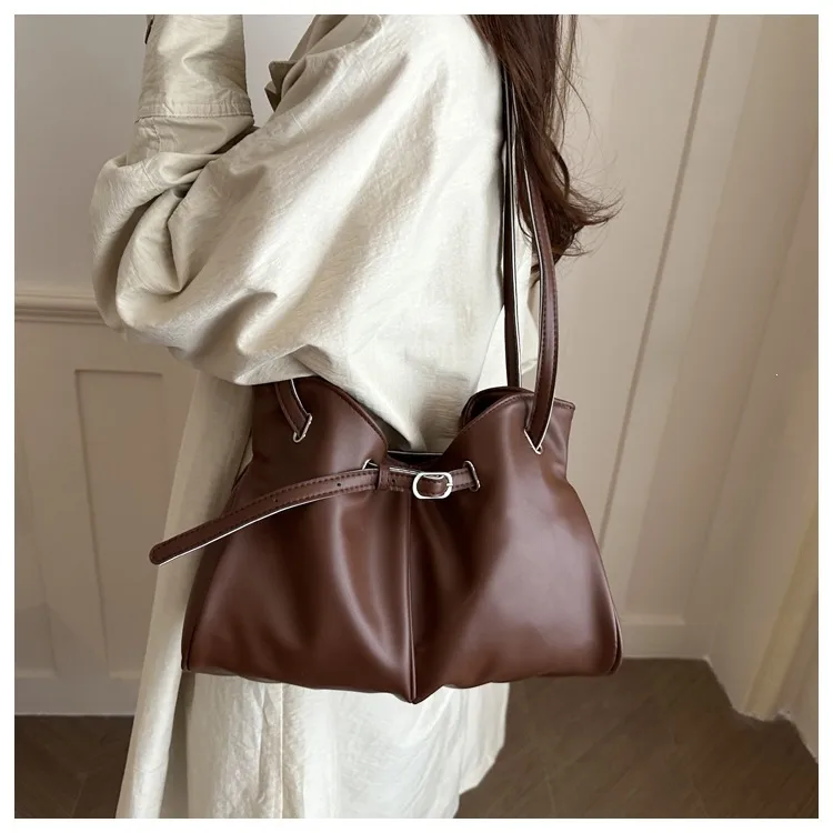 Square PU Leather Tote Bag for Women Featuring Sewing Thread Detail and Top Handle, Ideal for Autumn