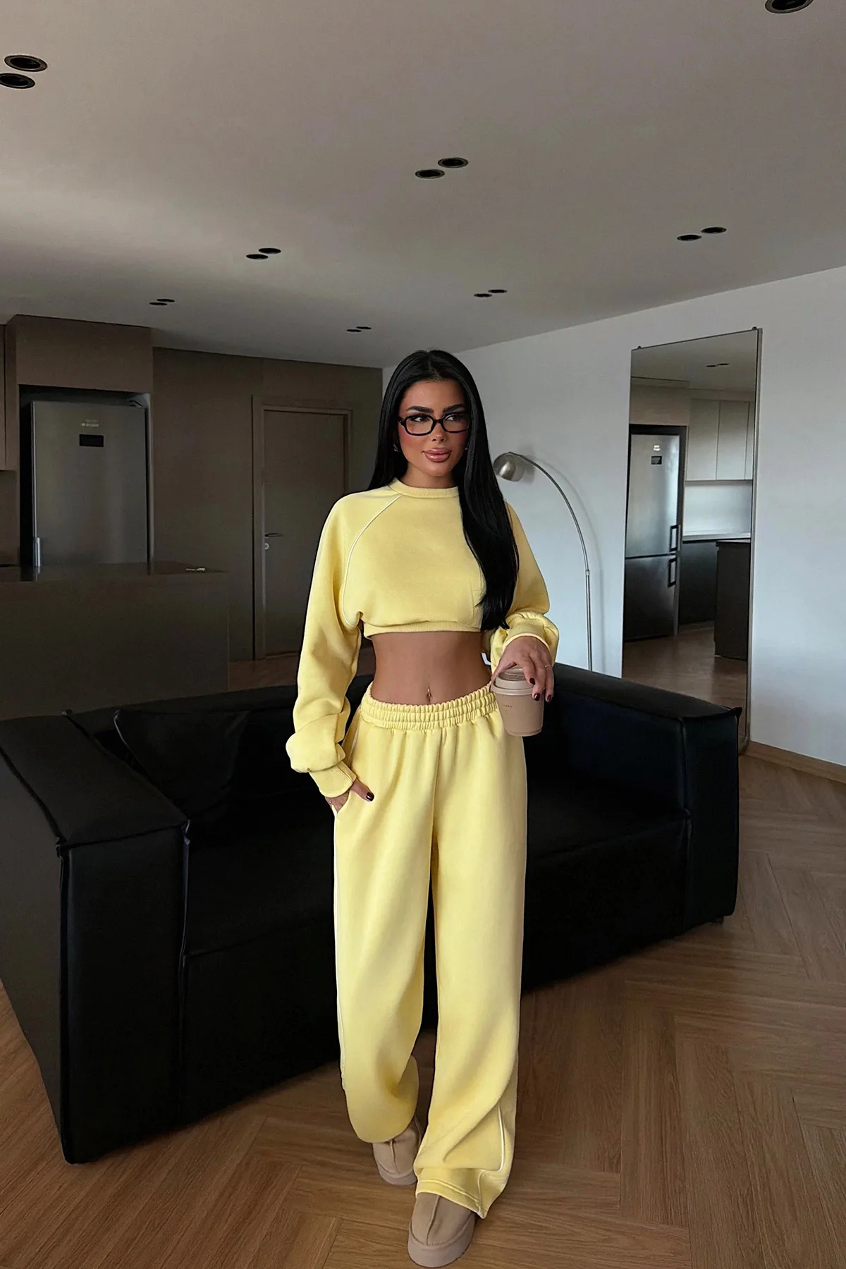 Casual Sweatshirt & Hoodie Co-ord Set with Patchwork, Polyester Sweatpants Featuring Lines Pattern in 2 Pieces Set with Round Neck